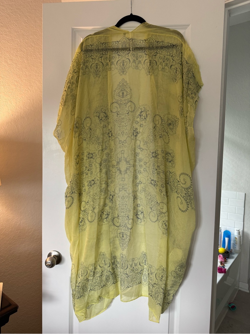 Subtle Luxury Yellow and Gray Sheer Paisley Kimono